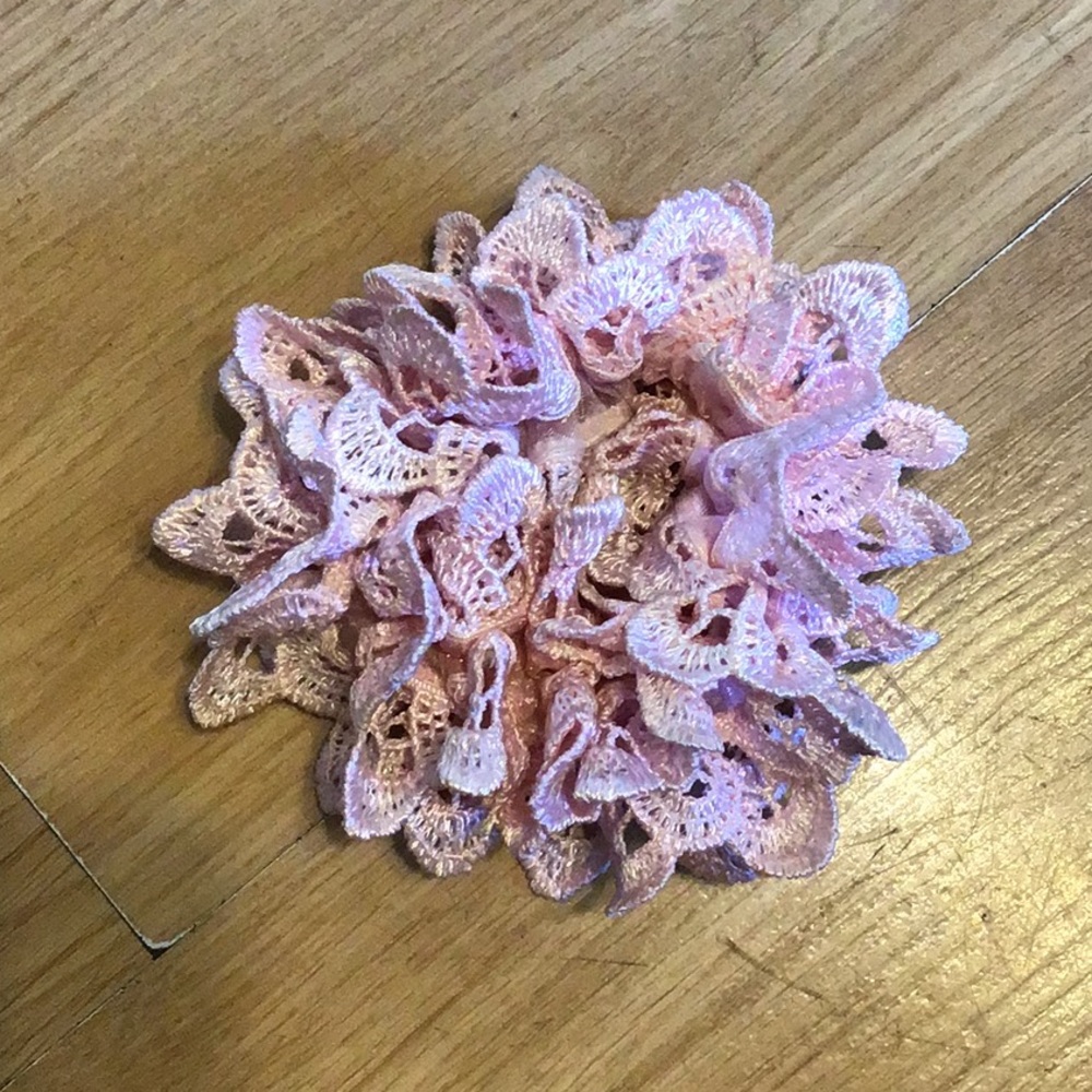 Hair scrunchie